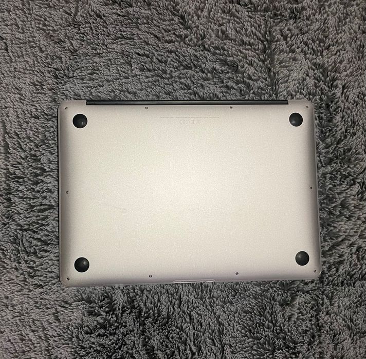 MacBook air 13 Early 2015