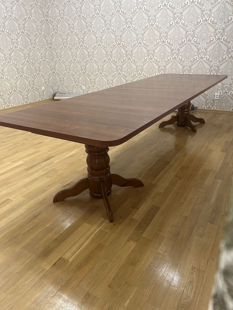 Продам стол из дерева