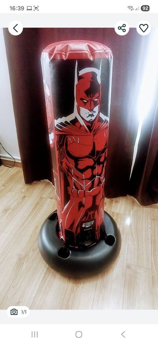 Sac de box gonflabil pentru copii.