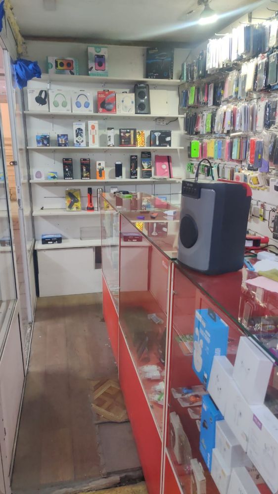 Аксессуар магазин продается