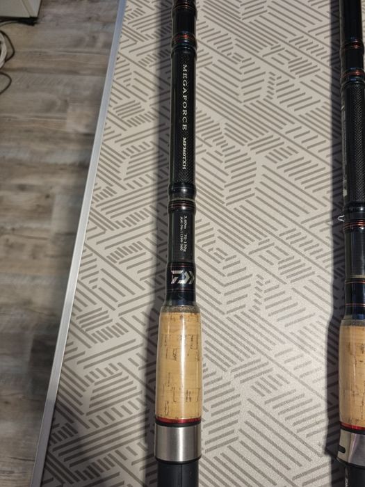 Vând lanseta telescopica daiwa megaforce
