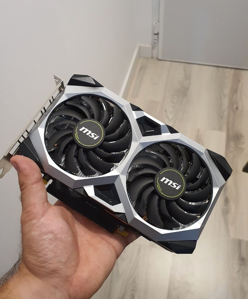 Vand placa video MSI GeForce GTX 1660 SUPER VENTUS XS OC, 6GB GDDR6