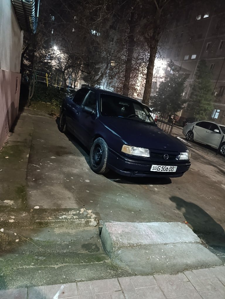 Opel Vektra  Sotiladi