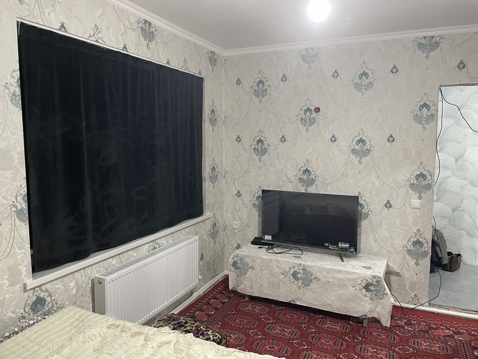 Срочно продается квартира 1Ком2/2