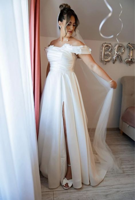 Vând Rochie de mireasă