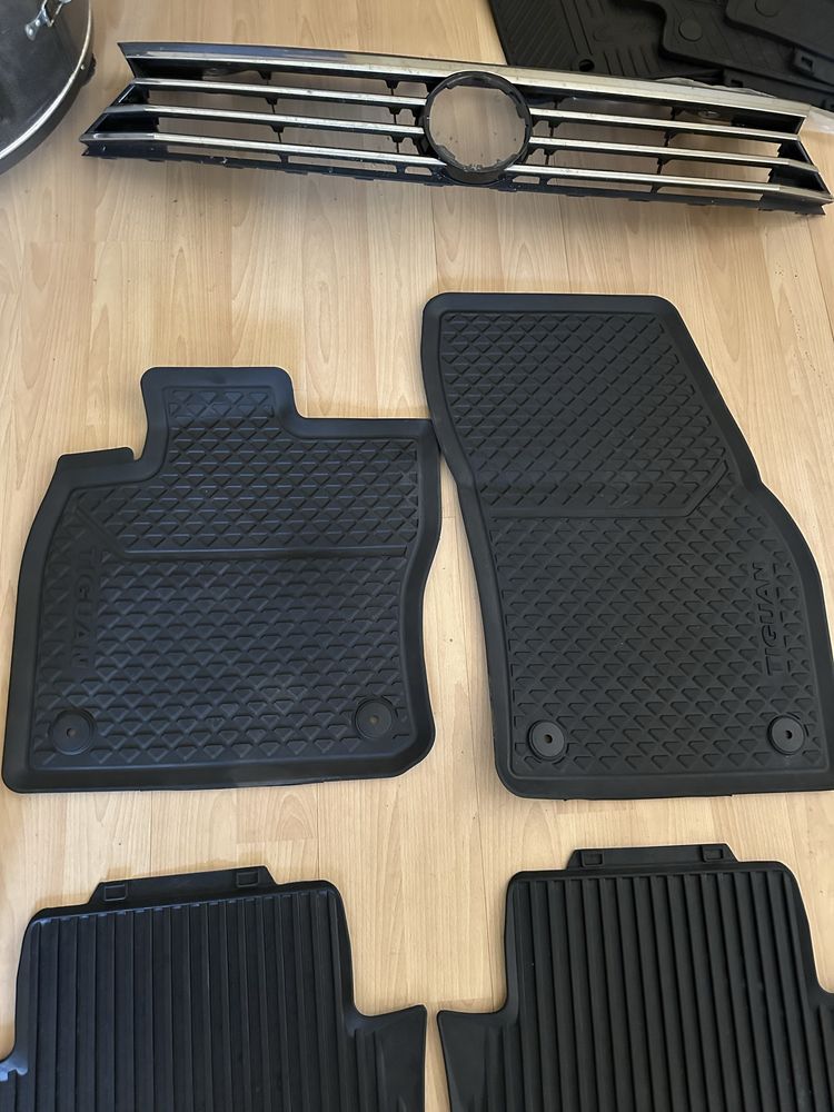Оригинални стелки за Audi VW Mercedes и Ford C Max