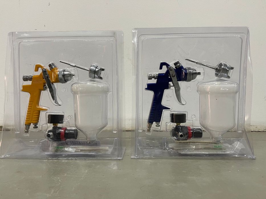 Pistol vopsit cu doua capete