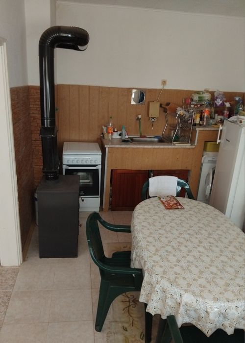 Имот в Мъглиж с двор 540кв.м.