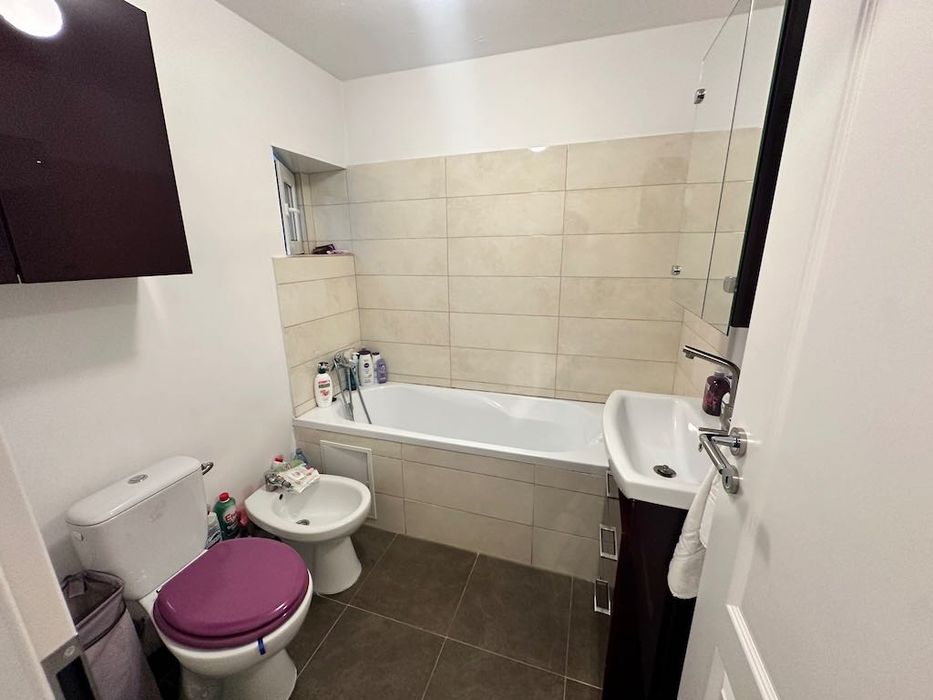 PROPRIETAR , Apartament 3 camere Sebastian Renovat scoala 280