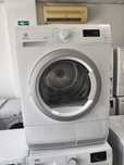 Uscător de rufe slim Electrolux 7 kg