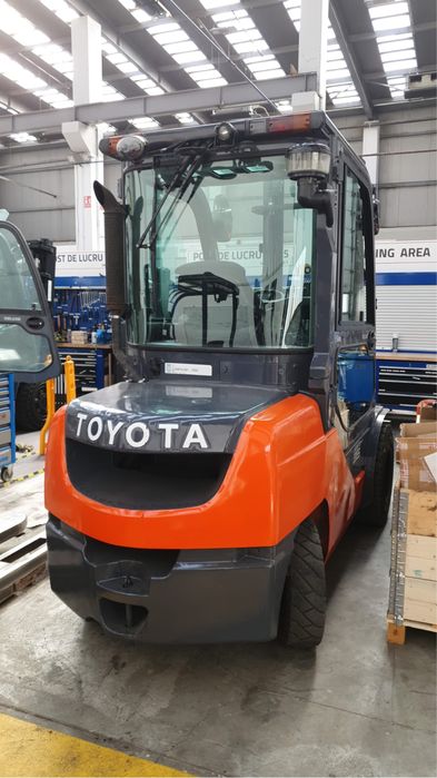 Motostivuitor Toyota Diesel 3.5 To