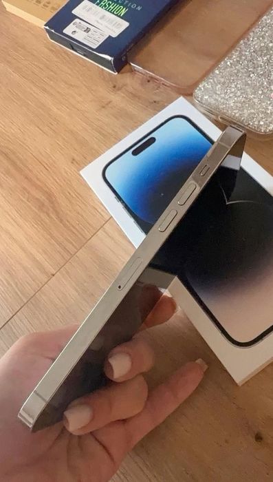 Apple iPhone 14 Pro Max - 128GB - Mint Condition - Battery 100% - Silv