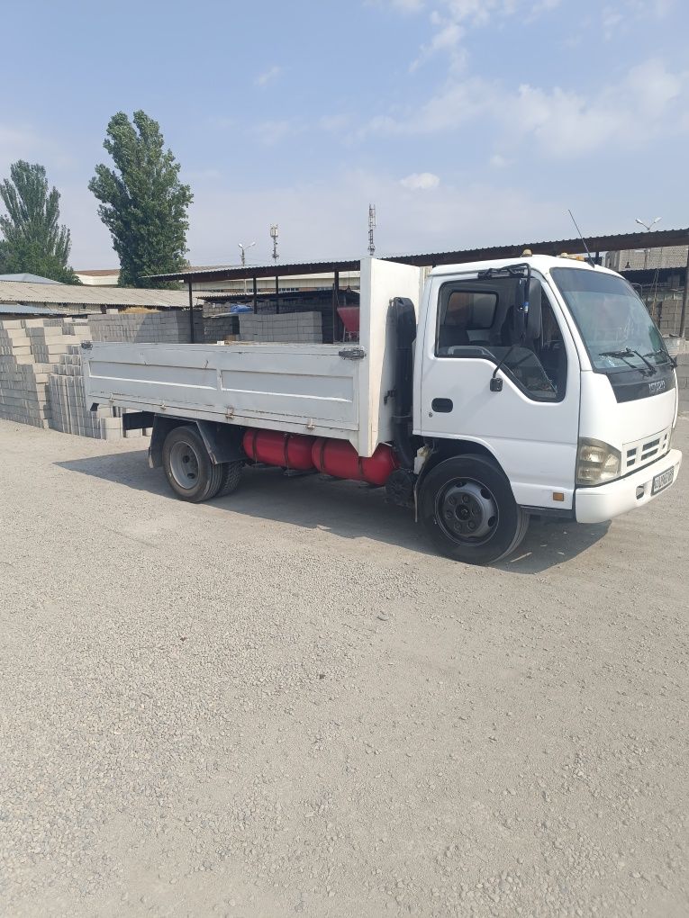 Продается Исузи бортавой