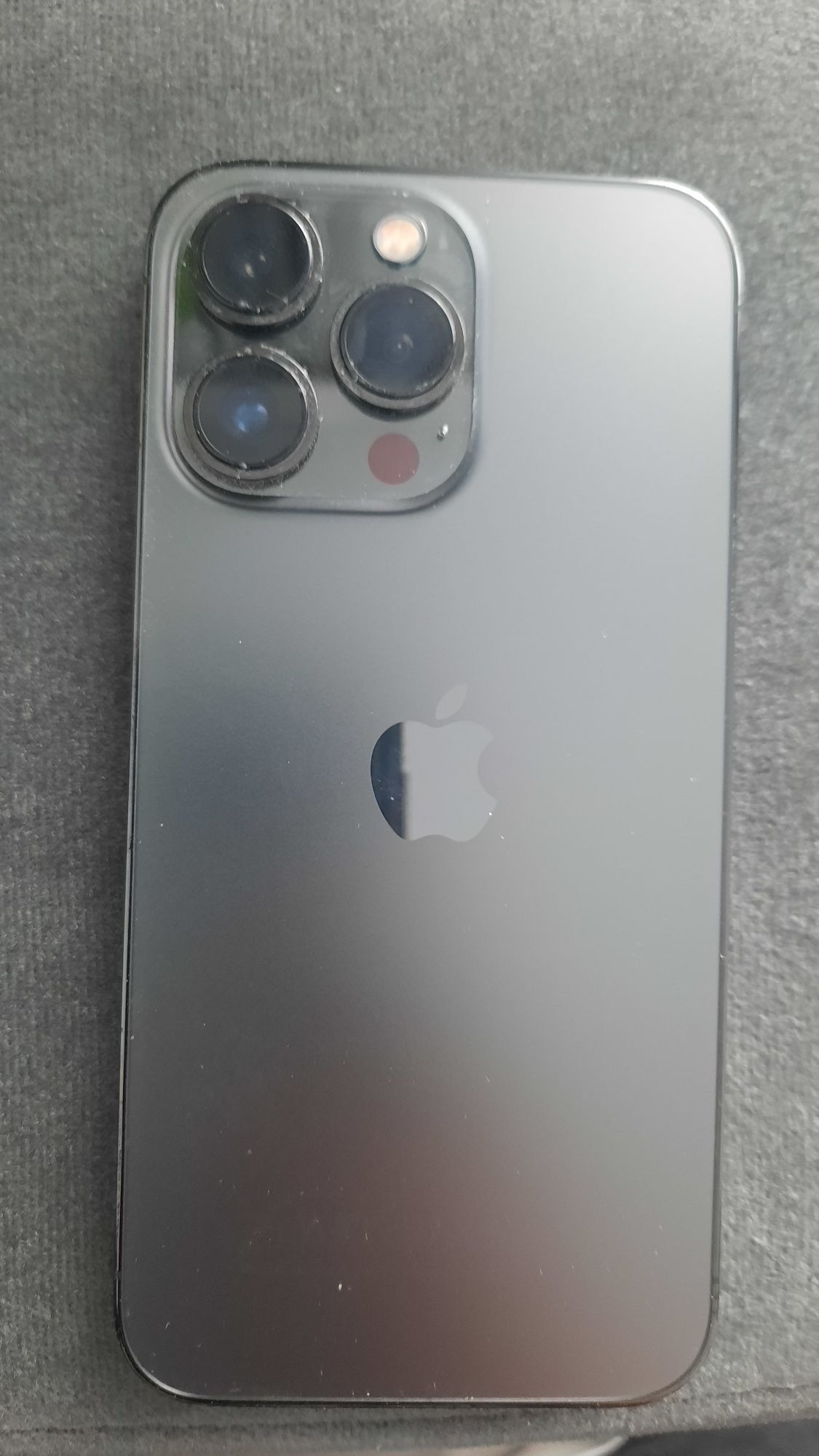 Продам IPhone 13 pro