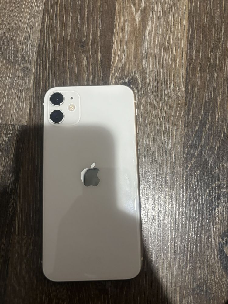 Iphone 11 white 128 GB