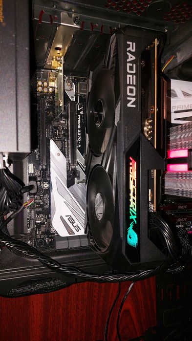 Radeon RX 6600 XT Asus ROG Stryx