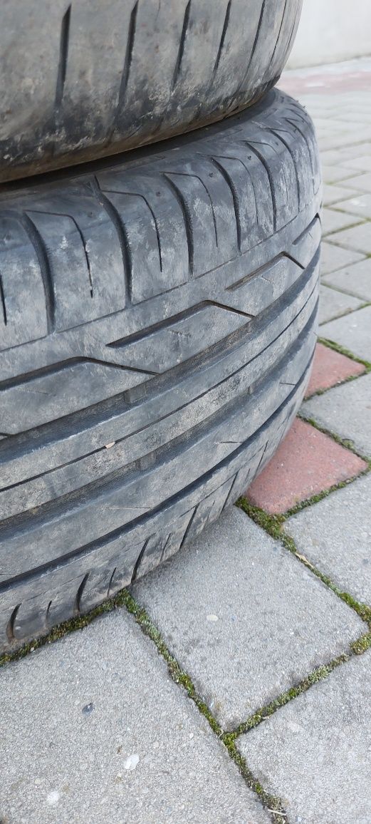 Bridgestone vara 225 55 17