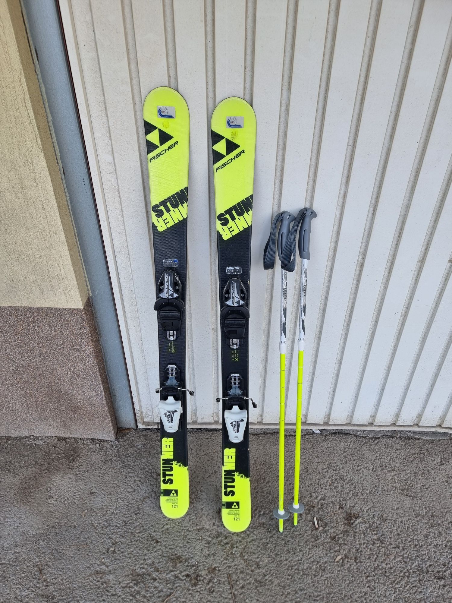 Детски ски Fischer Stunner 121cm подарък щеки