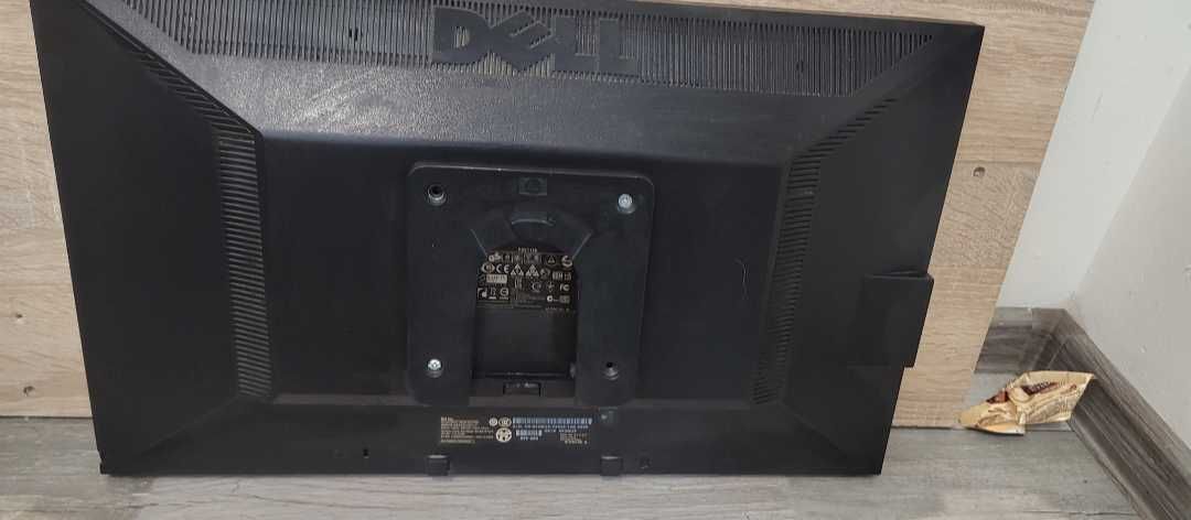 Dell P2211Ht 22" широкоекранен LCD монитор - Клас A