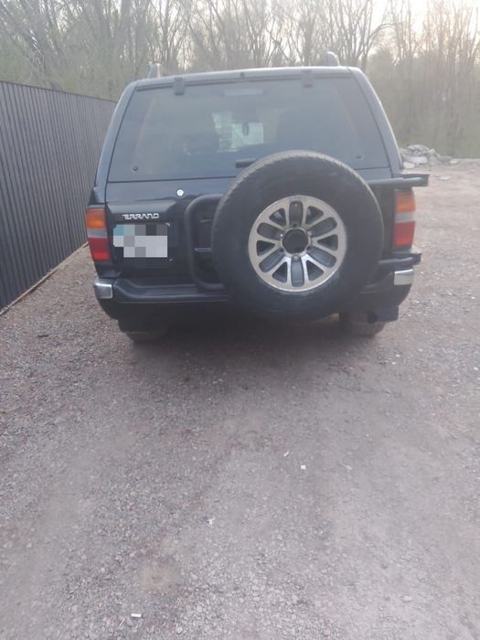 Продам машину Nissan