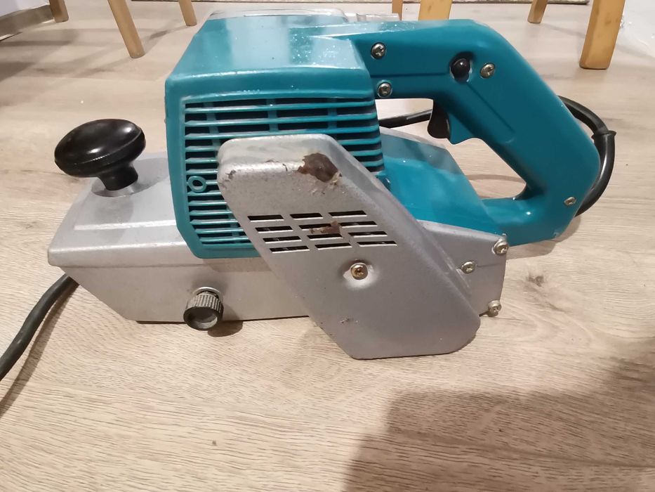 Șlefuitor Makita