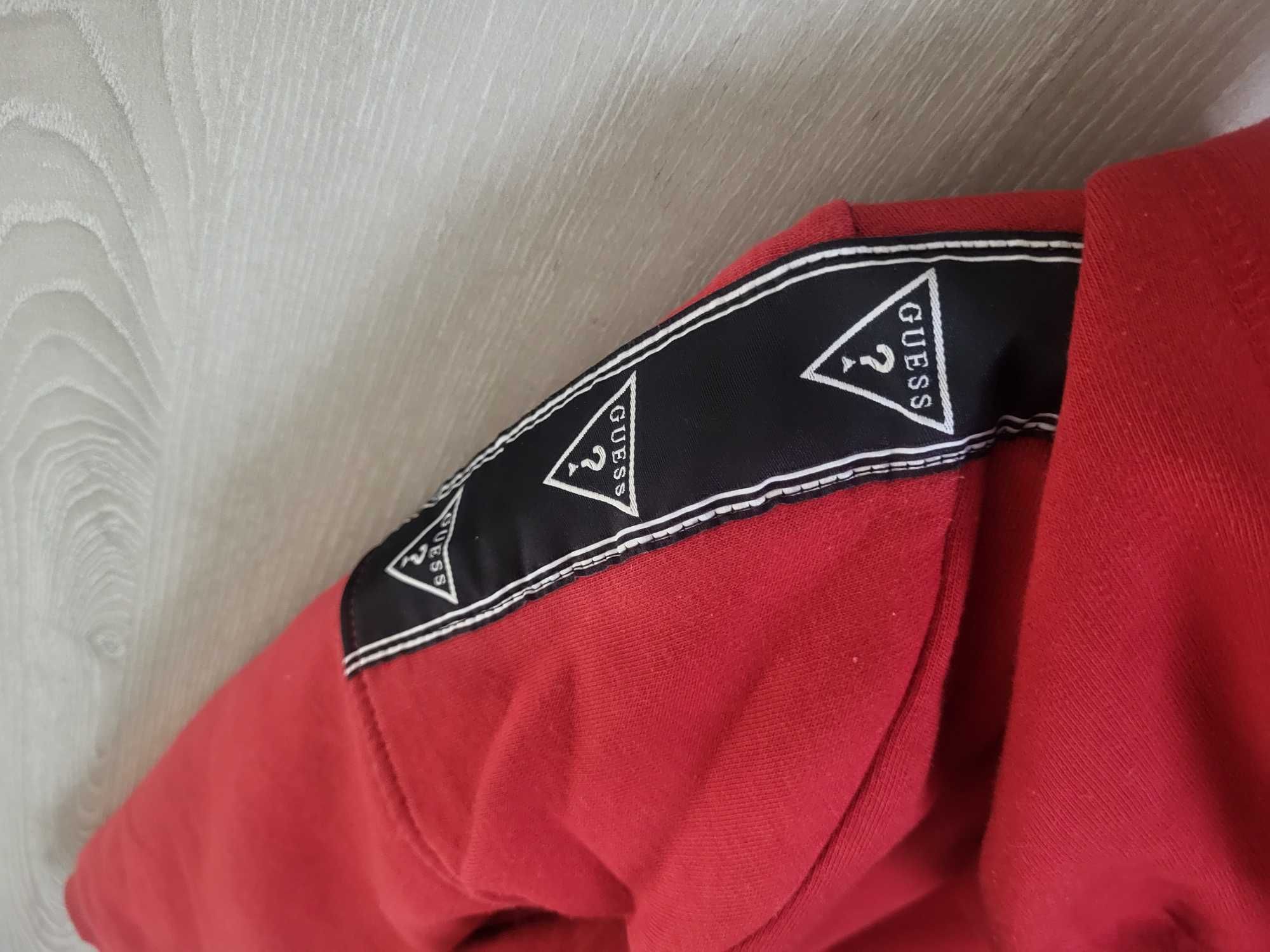 Суитшърт Guess размер 7години