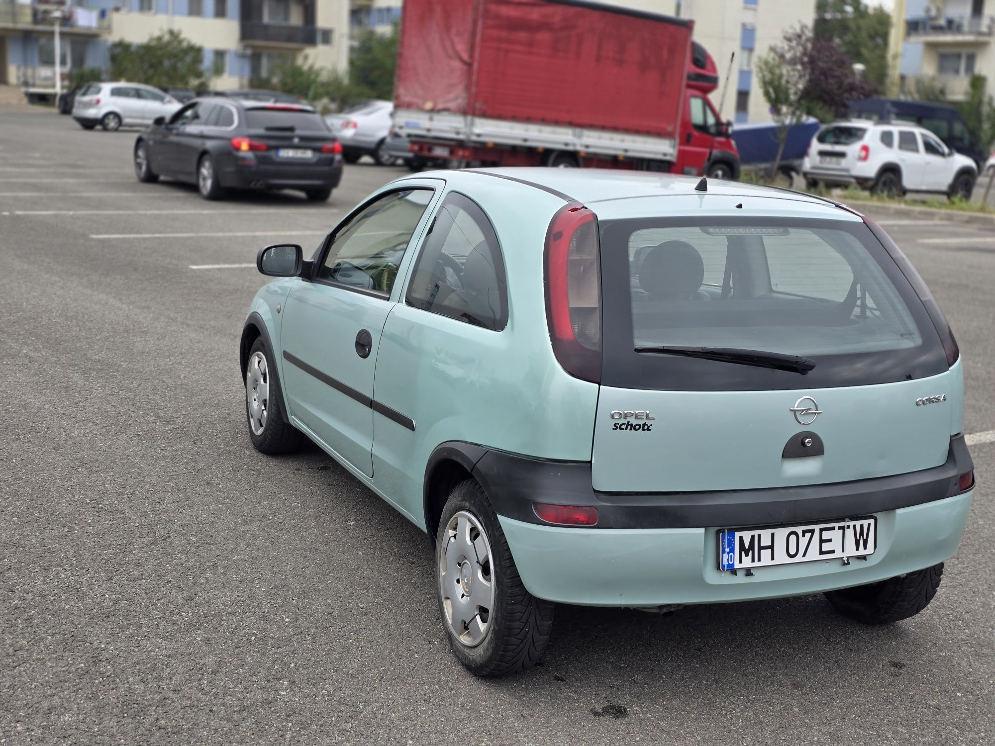 Opel corsa 1.0i cu fiscal! 700euro fix