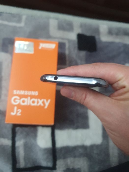 Srochna Sotiladi Samsung J2  8Gb 2016 Black Original Sastayaniya Ideal