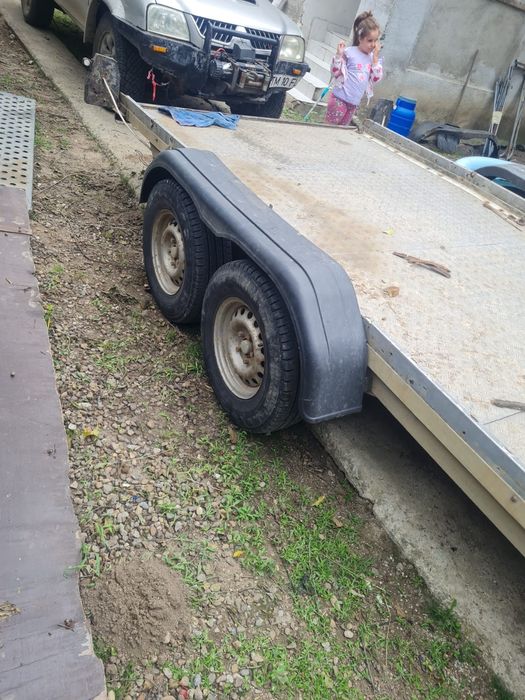 Platforma/remorca auto 3 tone