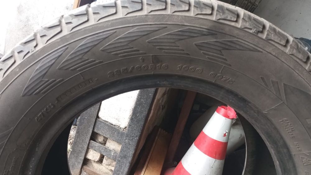Продам резину зимнюю р16