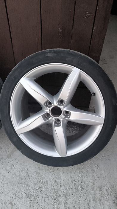 Vând roți Audi A4 245/40/18 vară