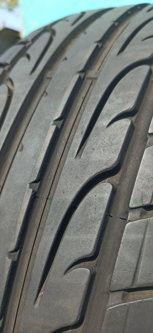 Шины 215/45 R16 Dunlop из Германии