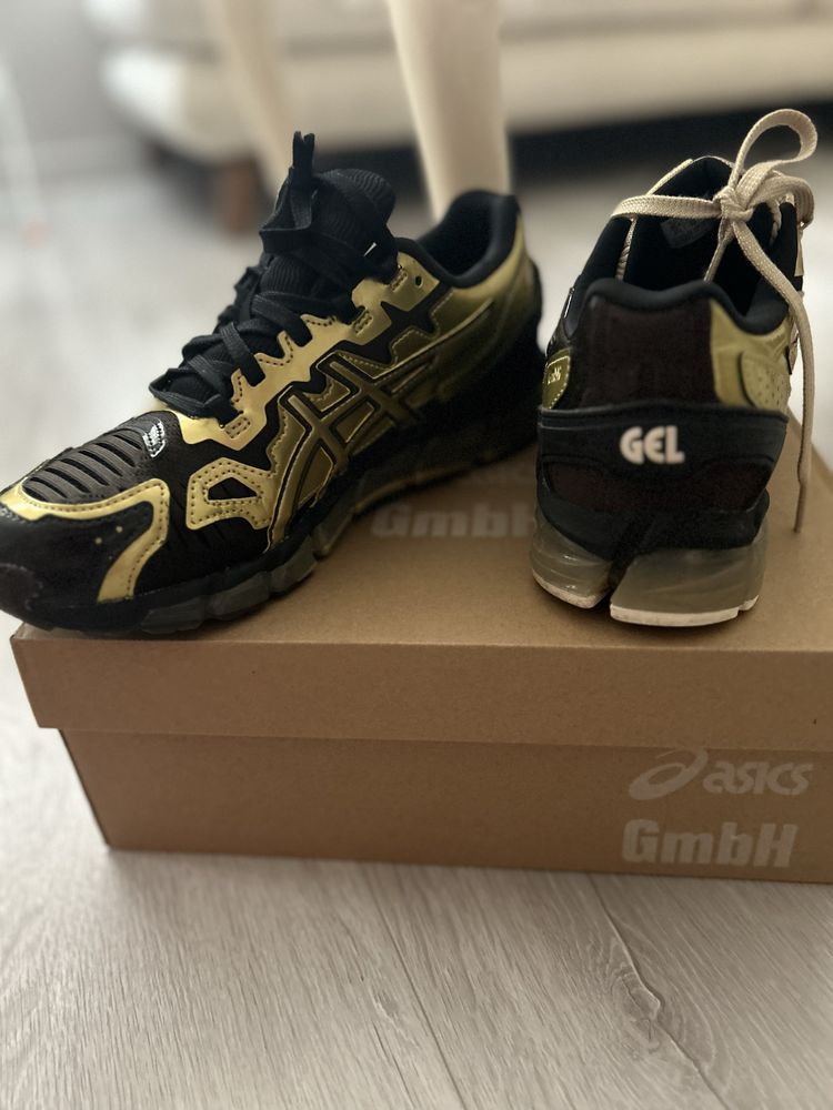 Маратонки Asics