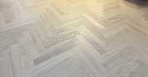 Parchet stratificat herringbone stejar