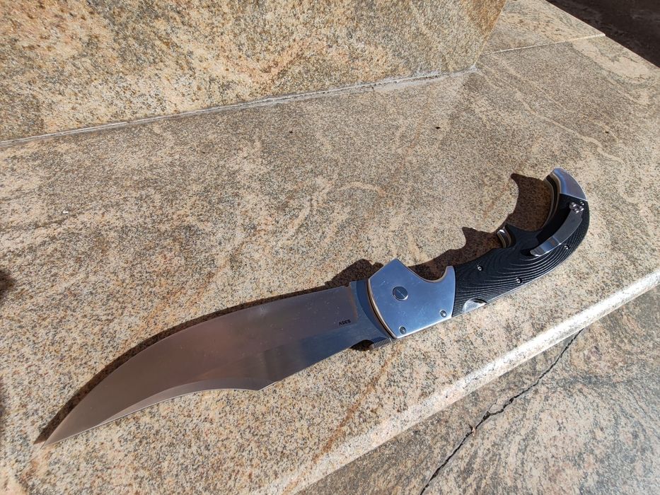 Briceag Espada  dimensiuni mari