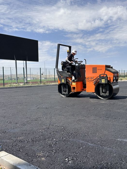 Каток Аренда катка Катки 3-5 тонн Мини погрузчик Боб кат