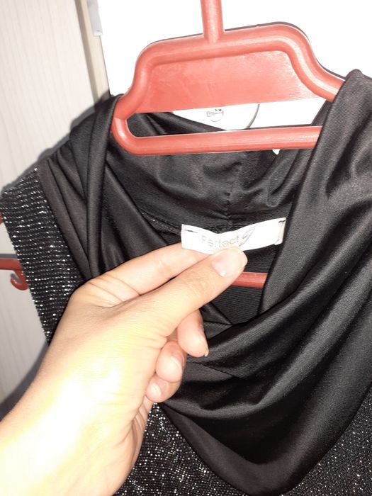 Rochie de ocazie strălucitoare