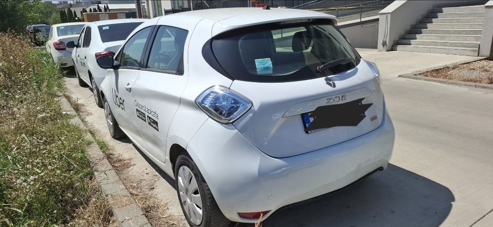 Închiriere Renault Zoe electric baterie 41 kw colantat UBER in Cluj