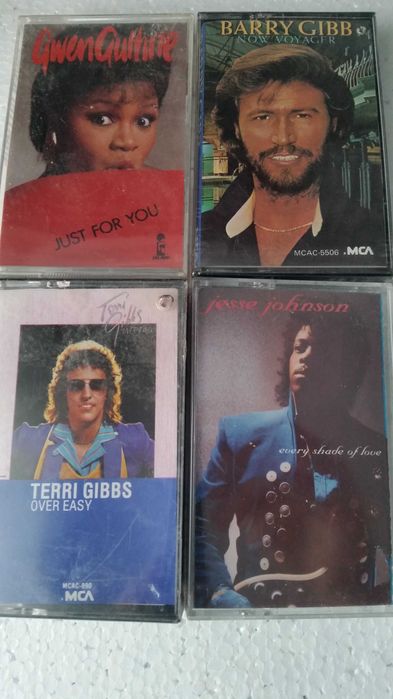 caseta audio cu muzica sigilata