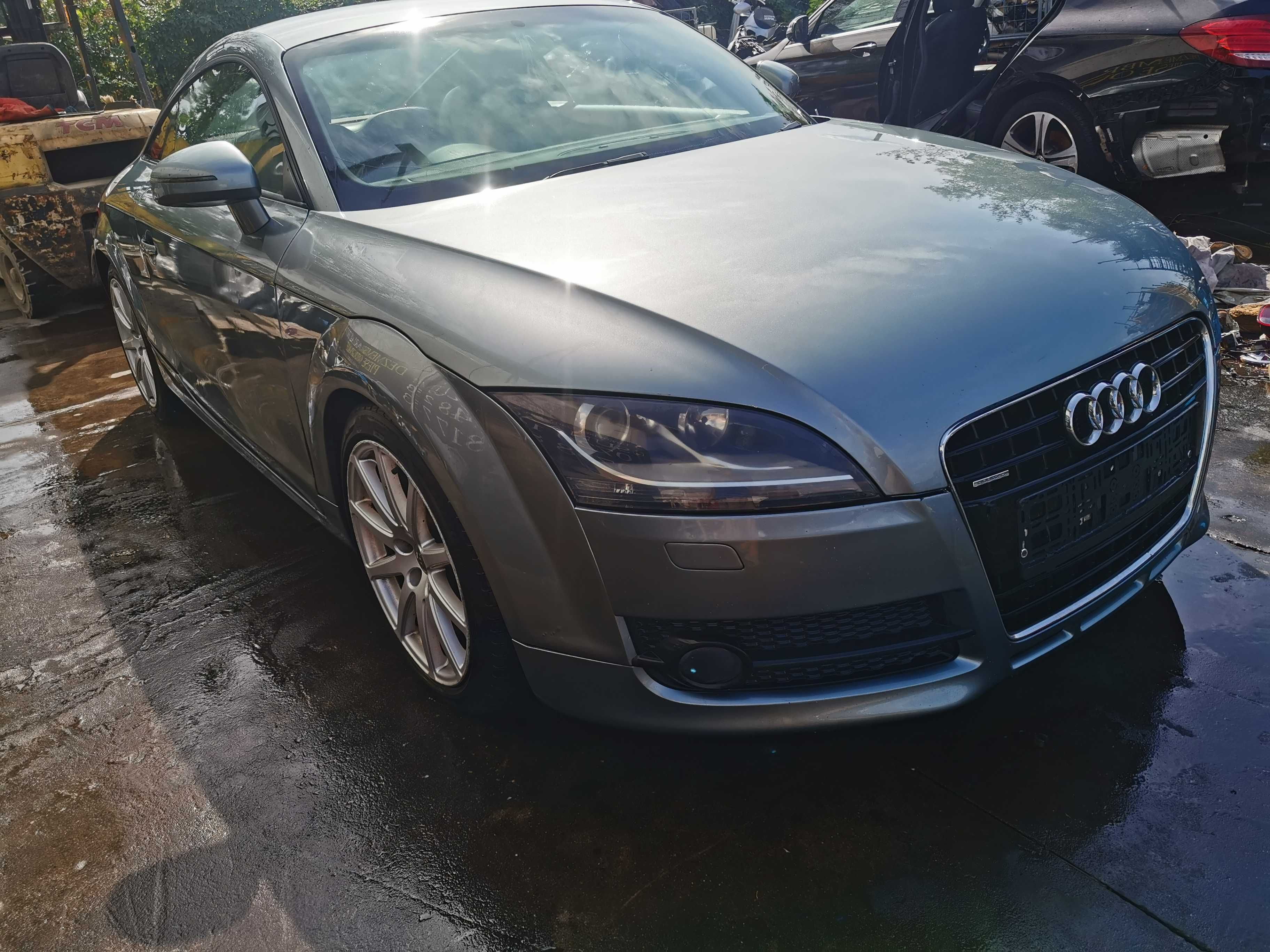 Dezmembrez Audi TT 8J 2012 3.2 i Bara Far Usa Stop Capota Aripa Jante