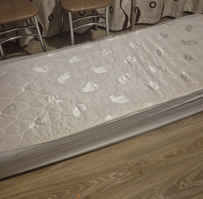 Отдам б/у Матрас 80×200. Самовывоз.