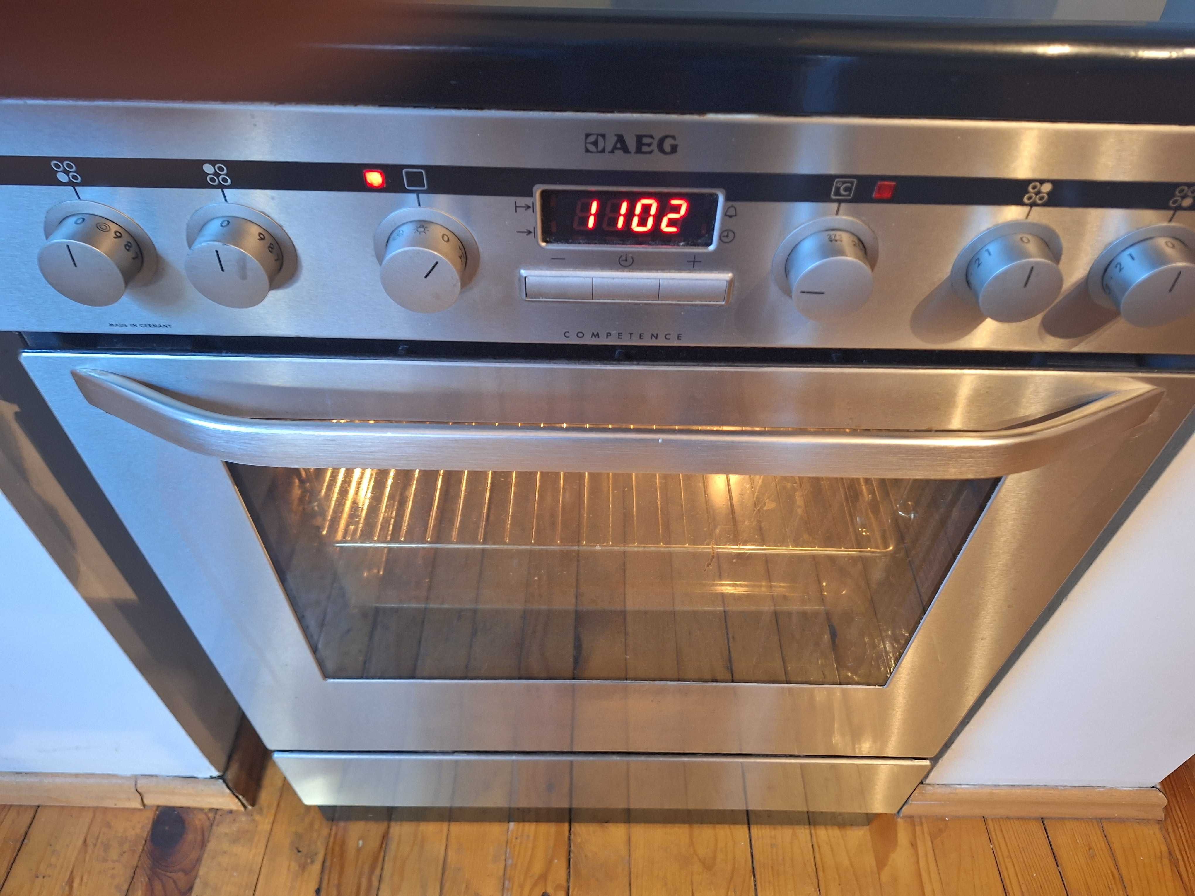 Готварска печка AEG Made in Germany, 2 телескопа, Стояща