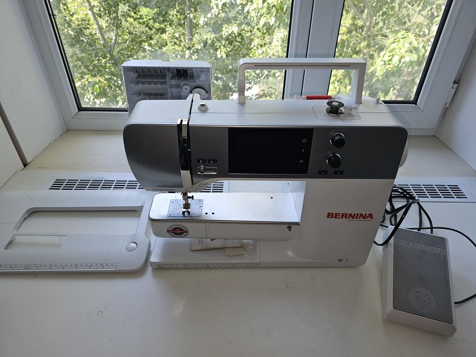 Швейная машинка BERNINA 535