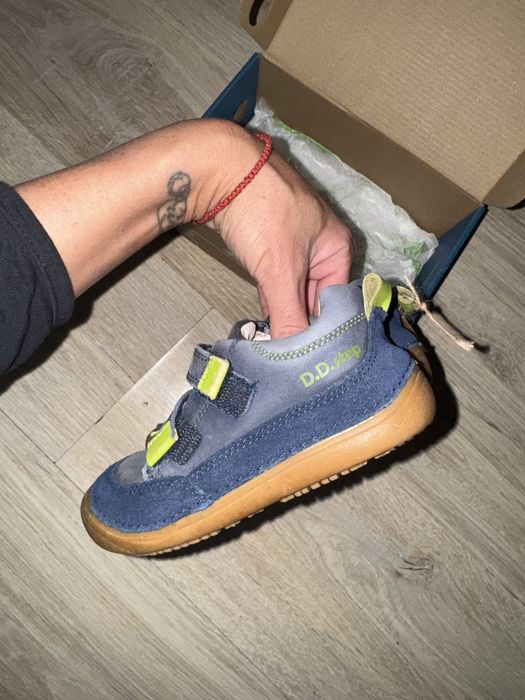 DD step обувки за момче