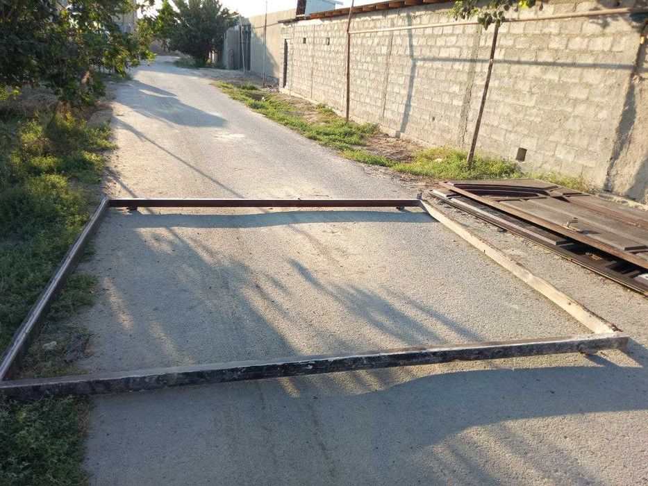 Дарвоза сотилади 3х3х33