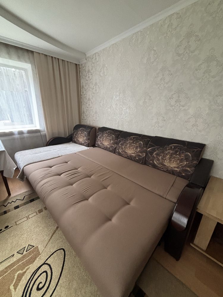 Продам диван б/у