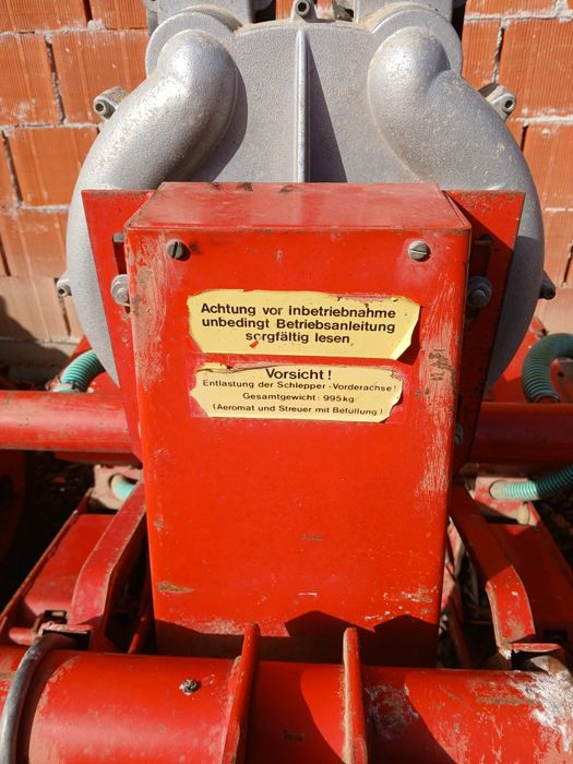 Semanatoare Porumb Becker