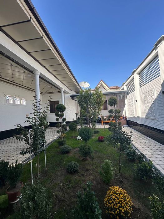 Назарбек Харакат. 3 сот 7 хона. Мебель техника