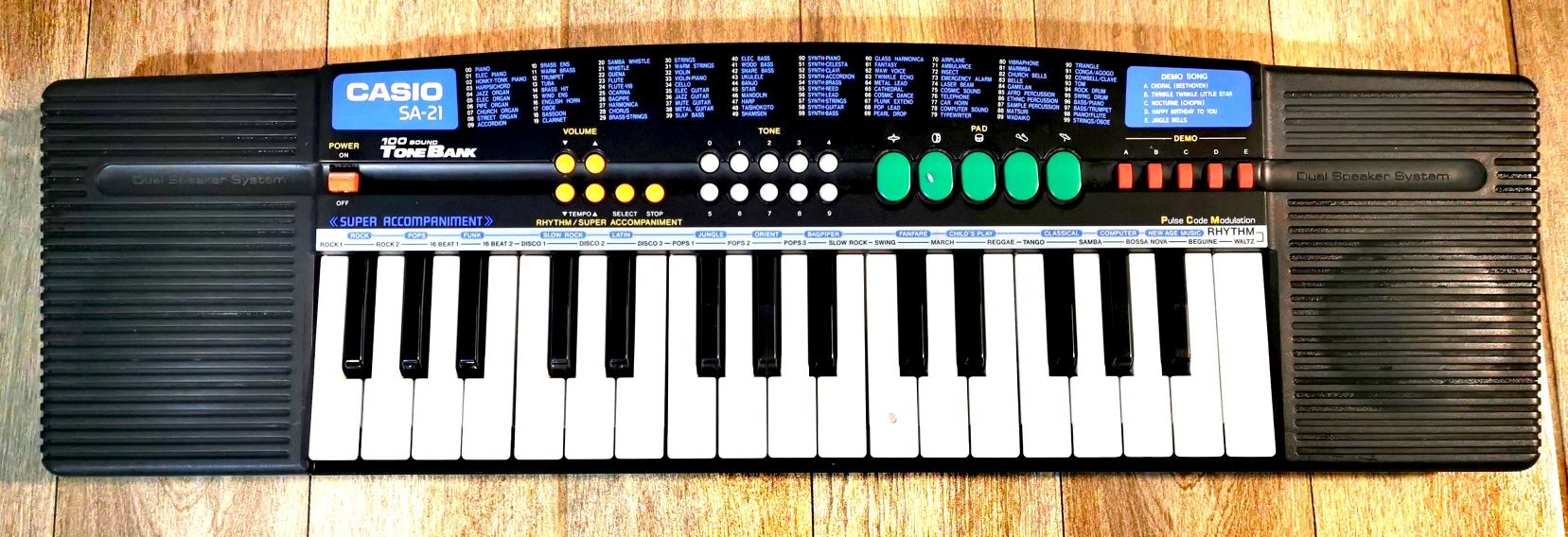 Instrument musical electronic piano tone Casio mini keyboard