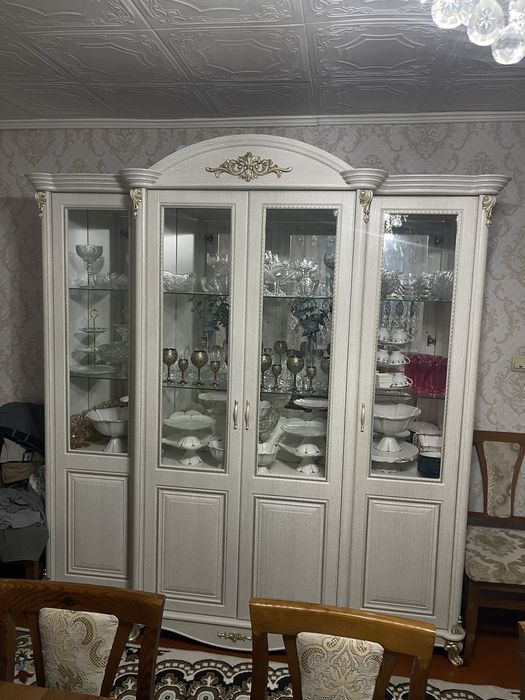 Гостинная горка почти новая СРОЧНО